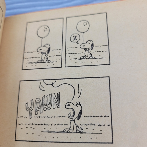 Peanuts Comic Book: It's For You, Snoopy Vintage Charles M Schultz Charlie Brown - Picture 7 of 16
